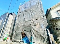 3駅以上利用可能な好立地♪
「北綾瀬」・「亀有」・「八潮」駅の利用が可能！
バス便も多数あり、3駅すべての駅への乗り入れが可能です♪