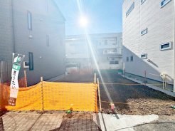 陽当りとっても良好です！
現地では周辺の雰囲気をご覧いただきながら、建物やご契約～建築～お引越しまでの流れを、分かりやすくご説明いたします♪
◆0120-1919-80 