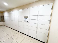 マンション内には郵便受けの他、宅配ボックスまで完備されています♪
不在時でも荷物の受け取りができるので、気兼ねなくネットショッピングをお楽しみください！
◆0120-1919-80◆
