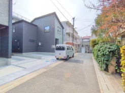 草加市谷塚１丁目