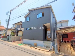 草加市苗塚町