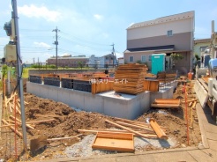 草加市柳島町
