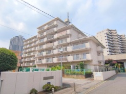 草加市栄町３丁目