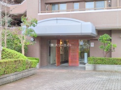 足立区伊興４丁目