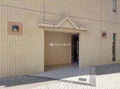草加市新里町