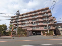 草加市吉町３丁目
