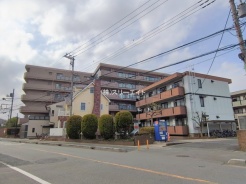 草加市吉町３丁目