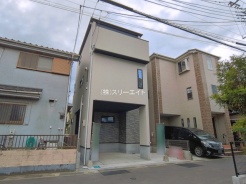 草加市谷塚町
