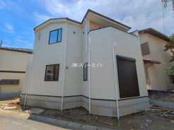 草加市新里町
