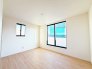 ＜N号棟＞
こちらは３階にある６帖の洋室。
３階バルコニーへはこのお部屋から出入りができます♪
ベッドと勉強机を配置して、お子様のお部屋にいかがでしょうか？
◆0120-1919-80◆